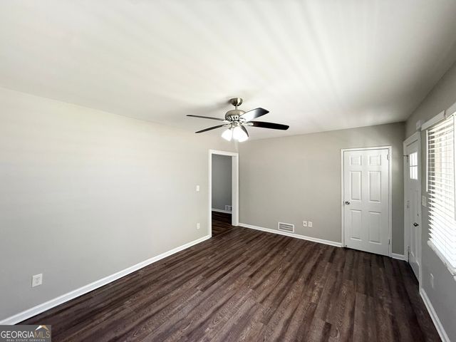2185 Chinaberry Way SW, Atlanta, GA 30311