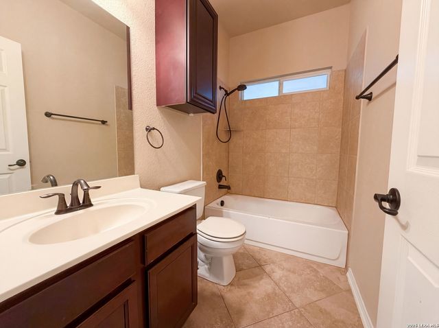 6941 LAURA HTS, Schertz, TX 78154