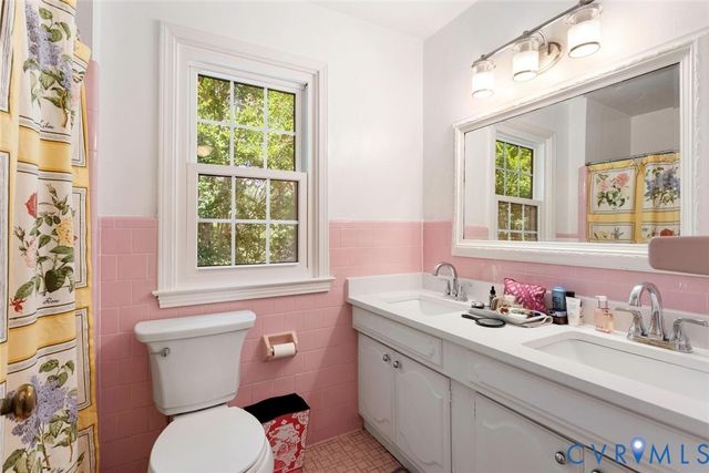 10260 Maplested Ln, Richmond, VA 23235