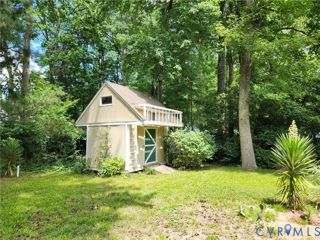10260 Maplested Ln, Richmond, VA 23235