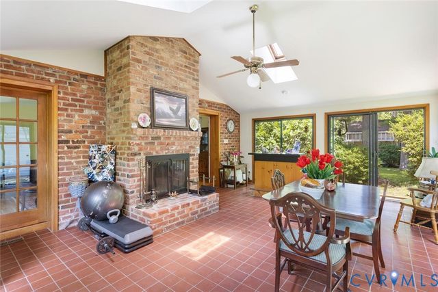 10260 Maplested Ln, Richmond, VA 23235