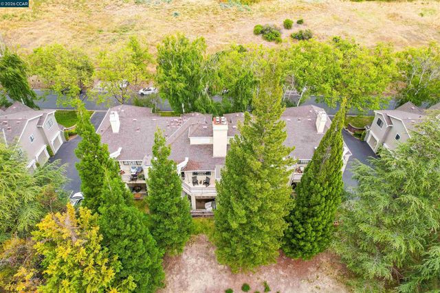 2020 Canyon Woods Dr C, San Ramon, CA 94582