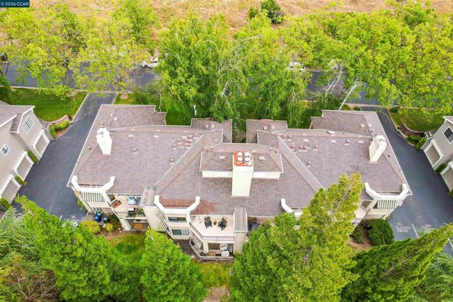 2020 Canyon Woods Dr C, San Ramon, CA 94582