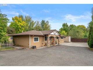 17155 Sw FLORENCE St, Beaverton, OR 97078