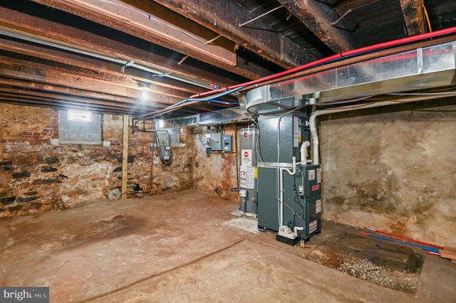 2439 N 15TH, Philadelphia, PA 19132