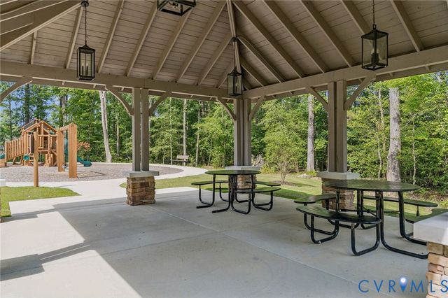18300 Tuckmar Reserve Dr, Moseley, VA 23120