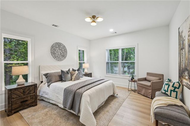 1347 Midlawn Drive, Decatur, GA 30032