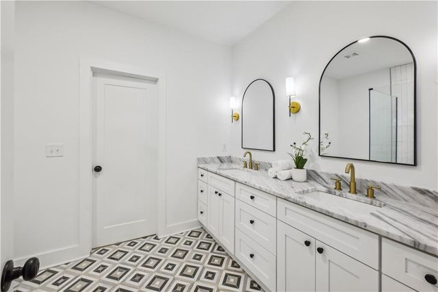 1347 Midlawn Drive, Decatur, GA 30032