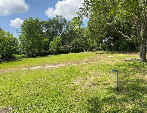 1819 Neuman Street, La Marque, TX 77568