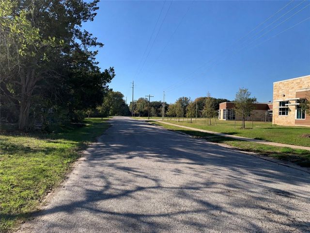 1819 Neuman Street, La Marque, TX 77568