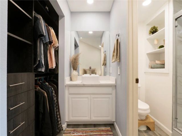 9740 Sepulveda Blvd 26, North Hills, CA 91343