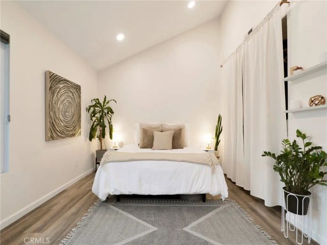 9740 Sepulveda Blvd 26, North Hills, CA 91343