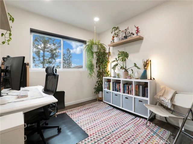 9740 Sepulveda Blvd 26, North Hills, CA 91343