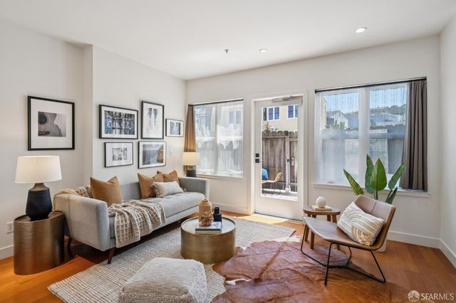 4343 3rd Street 202, San Francisco, CA 94124