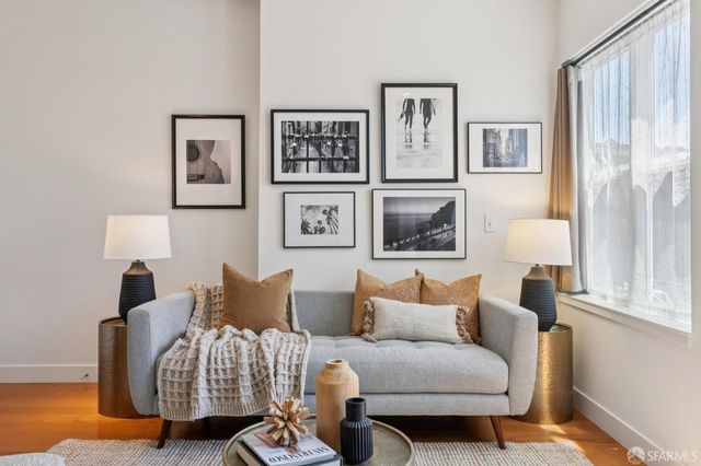 4343 3rd Street 202, San Francisco, CA 94124