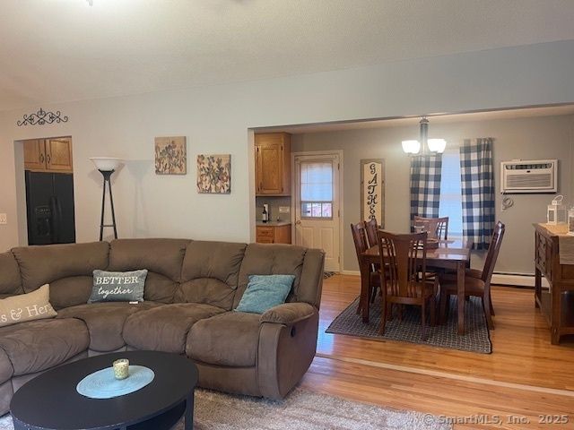 450 Maple Hill Road, Naugatuck, CT 06770