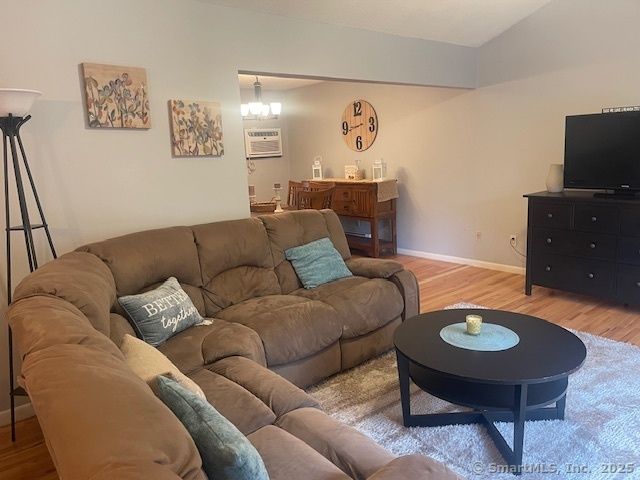 450 Maple Hill Road, Naugatuck, CT 06770