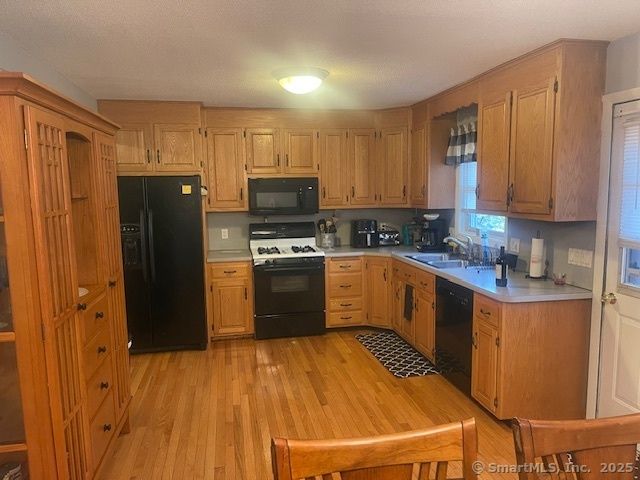 450 Maple Hill Road, Naugatuck, CT 06770