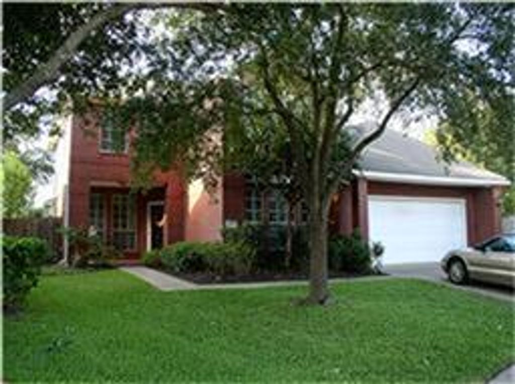 202 Windrift Court, Sugar Land, TX 77479