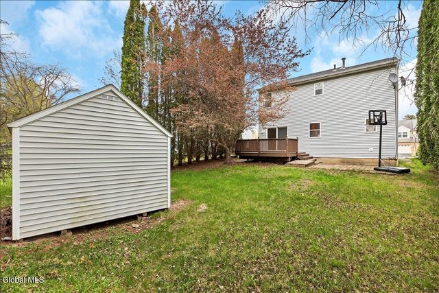 19 Tupelo Drive, Halfmoon, NY 12065
