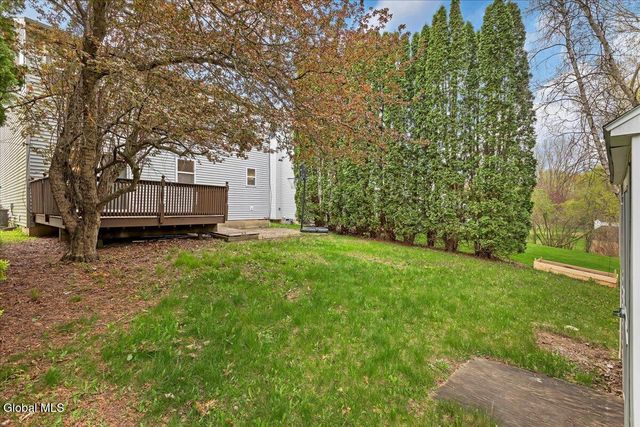 19 Tupelo Drive, Halfmoon, NY 12065
