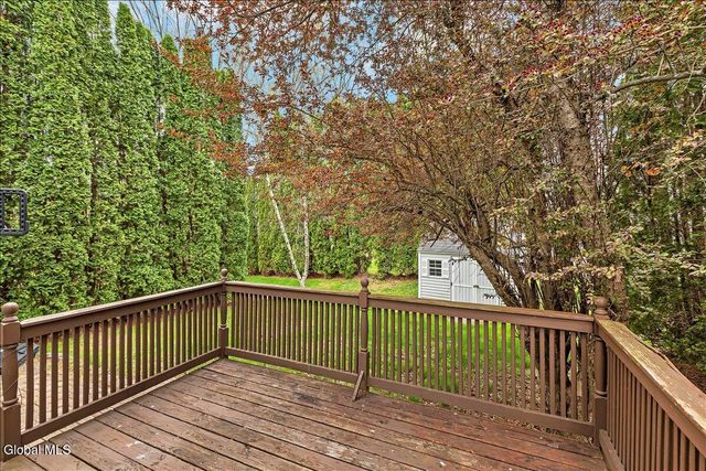 19 Tupelo Drive, Halfmoon, NY 12065