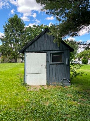 60 Dorothy Lane, New Vienna, OH 45159