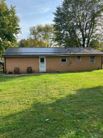 60 Dorothy Lane, New Vienna, OH 45159