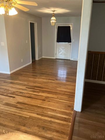 60 Dorothy Lane, New Vienna, OH 45159