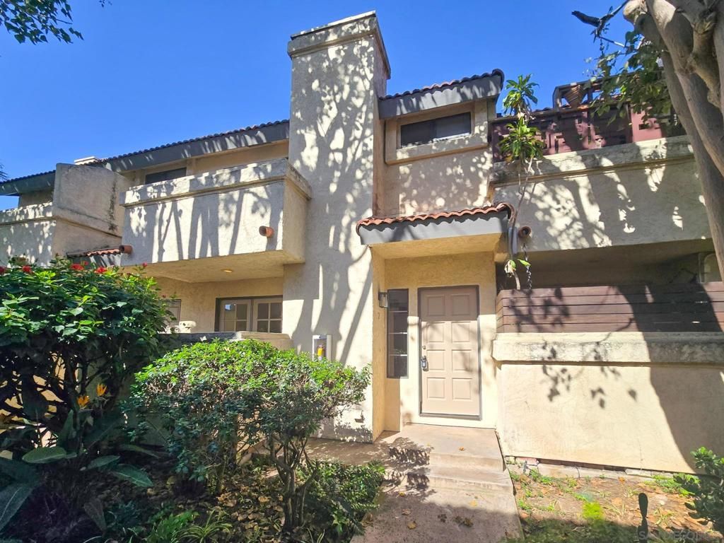 Image 1 of property listing at 1730 Pacific Beach Dr #2, San Diego, CA 92109