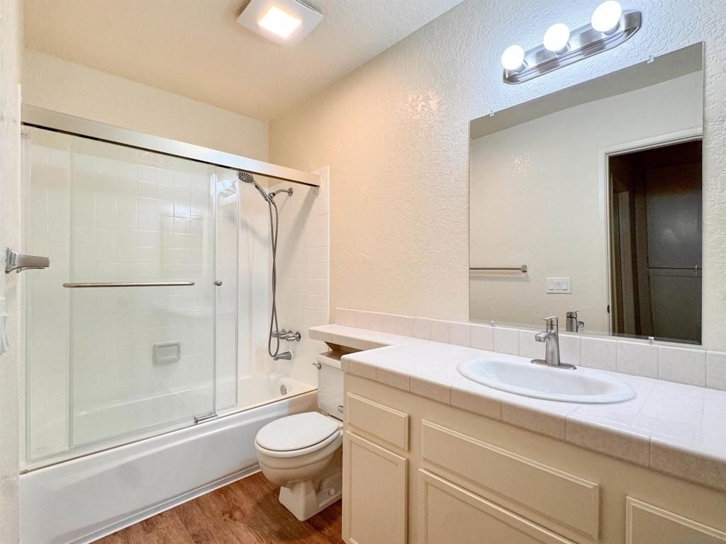 Image 14 of property listing at 1730 Pacific Beach Dr #2, San Diego, CA 92109