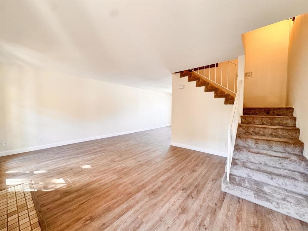 Image 3 of property listing at 1730 Pacific Beach Dr #2, San Diego, CA 92109