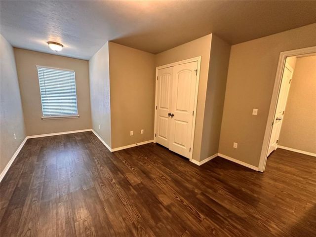 2100 Buena Vida Lane, Edmond, OK 73013