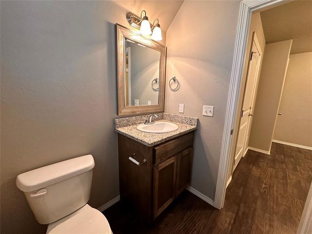 2100 Buena Vida Lane, Edmond, OK 73013