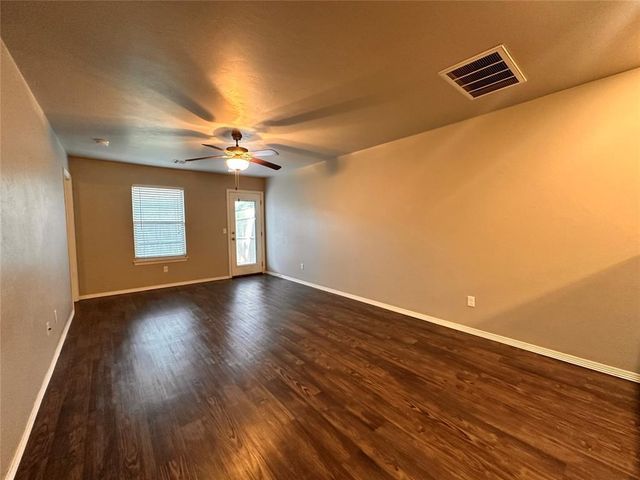 2100 Buena Vida Lane, Edmond, OK 73013