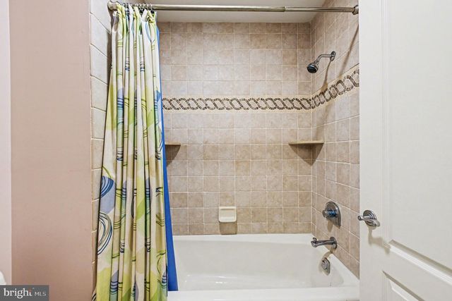 438 DRESHERTOWN RD, Fort Washington, PA 19034