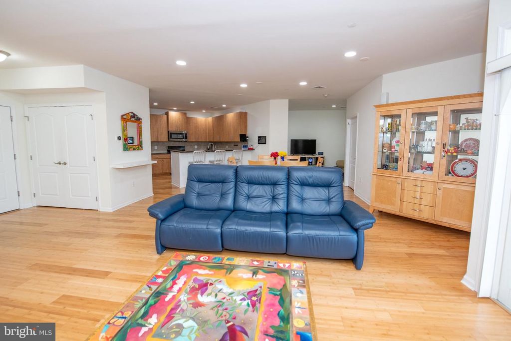366 CARSON TER, Huntingdon Valley, PA 19006 — photo 4