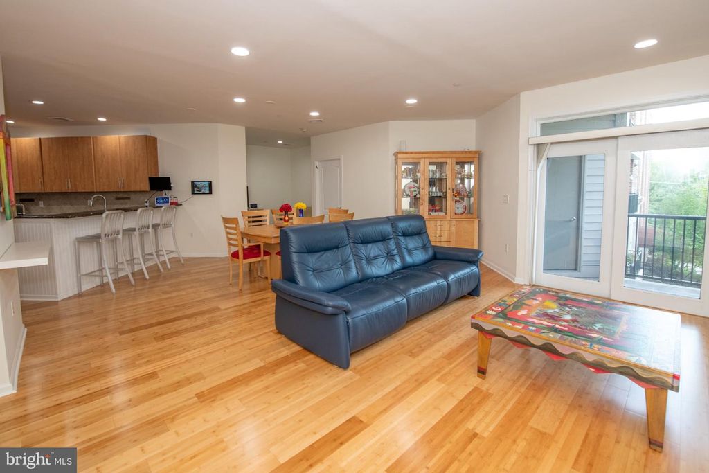 366 CARSON TER, Huntingdon Valley, PA 19006 — photo 5