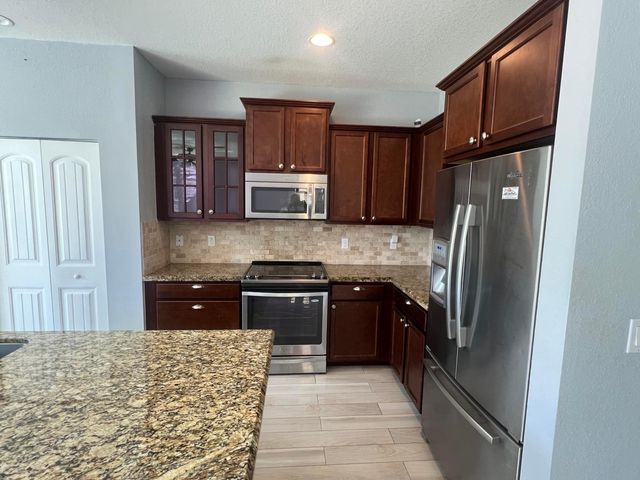 810 Palm Tree Lane, West Palm Beach, FL 33415