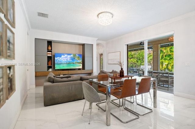 3846 W Gardenia Avenue, Weston, FL 33332