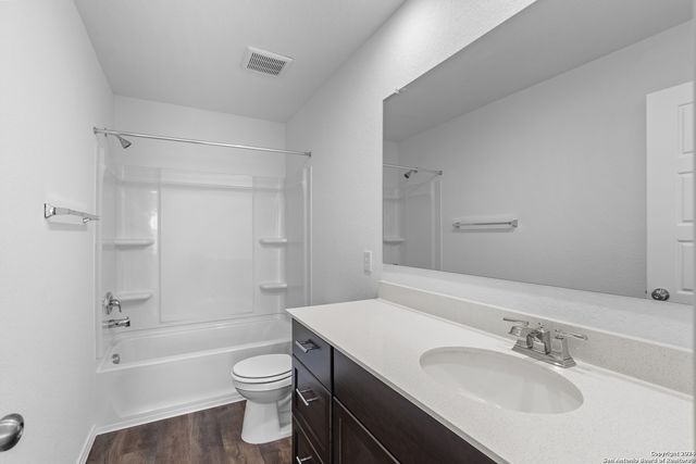 5123 Bay Breeze, San Antonio, TX 78245