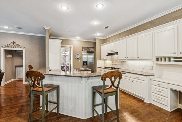 803 Eagle Pass, Heath, TX 75032