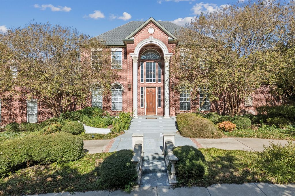 803 Eagle Pass, Heath, TX 75032