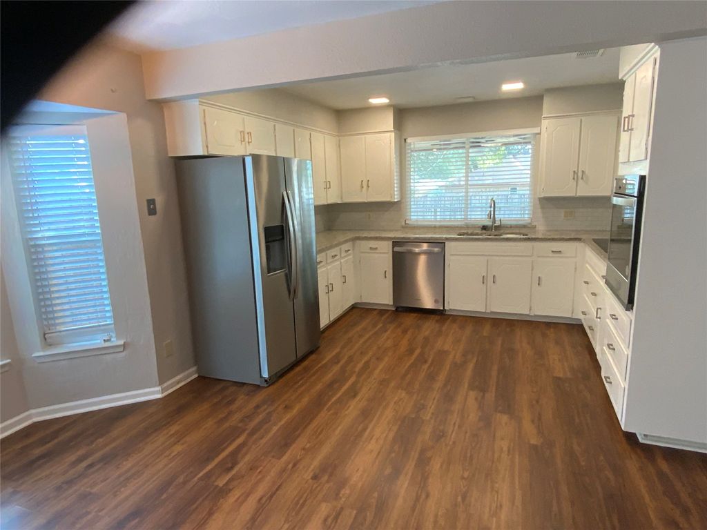 1604 Brookhaven Circle, Bedford, TX 76022 — photo 3