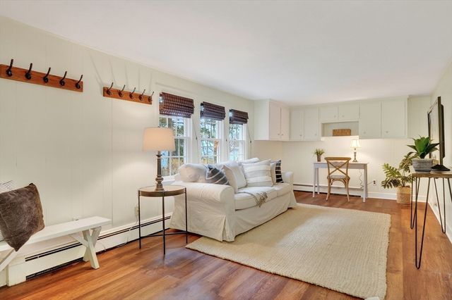 25 Magnolia Road, Melrose, MA 02176