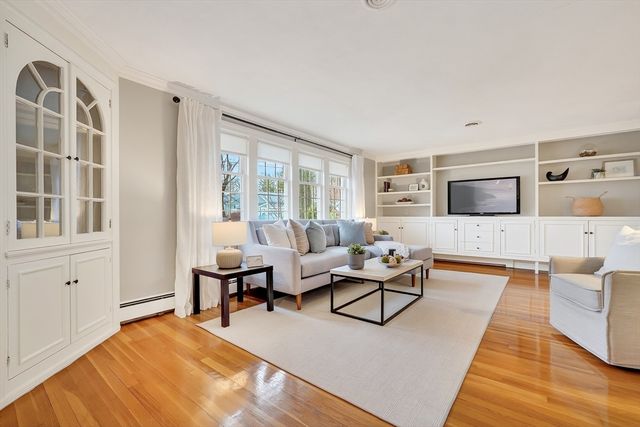 25 Magnolia Road, Melrose, MA 02176