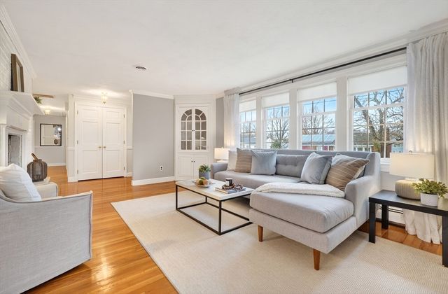 25 Magnolia Road, Melrose, MA 02176