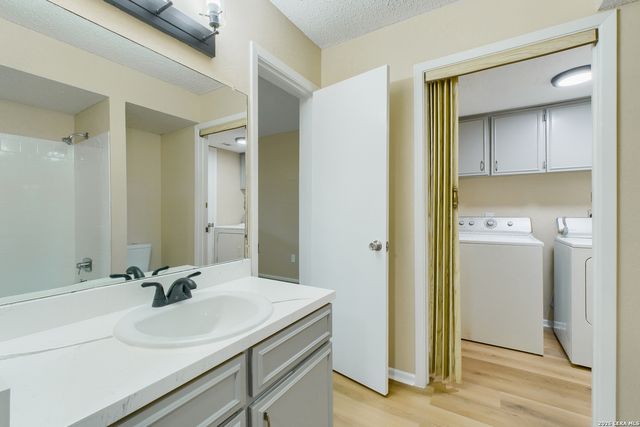 4412 Shakertown, San Antonio, TX 78238