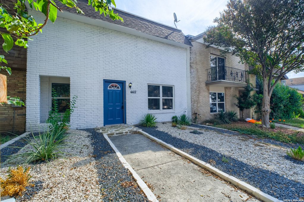 4412 Shakertown, San Antonio, TX 78238