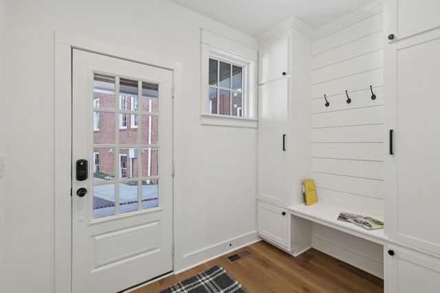 521 Hobson Chapel Pl, Nashville, TN 37206